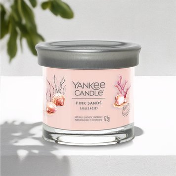 Ароматическая свеча Pink Sands Small Yankee Candle