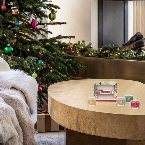 Корпоративный подарок - Подарочный набор из 4 свечей Christmas Yankee Candle Filled Votive Gift Set