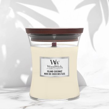 Ароматическая свеча с ароматом кокоса и ананаса Woodwick Medium Island Coconut 275 г