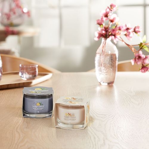 Ароматическая свеча Vanilla Cr&egrave;me Brulee Mini Yankee Candle
