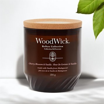 Свеча с ароматом цвета вишни Cherry blossom & vanilla RENEW Woodwick