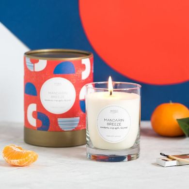 Ароматическая свеча с ароматом мандаринов и яблок Kobo Mandarin Breeze 312 г