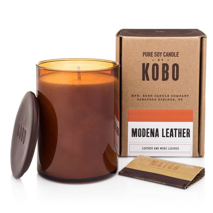 Ароматична свічка з ароматом тонкої шкіри Kobo Modena Leather 425 г