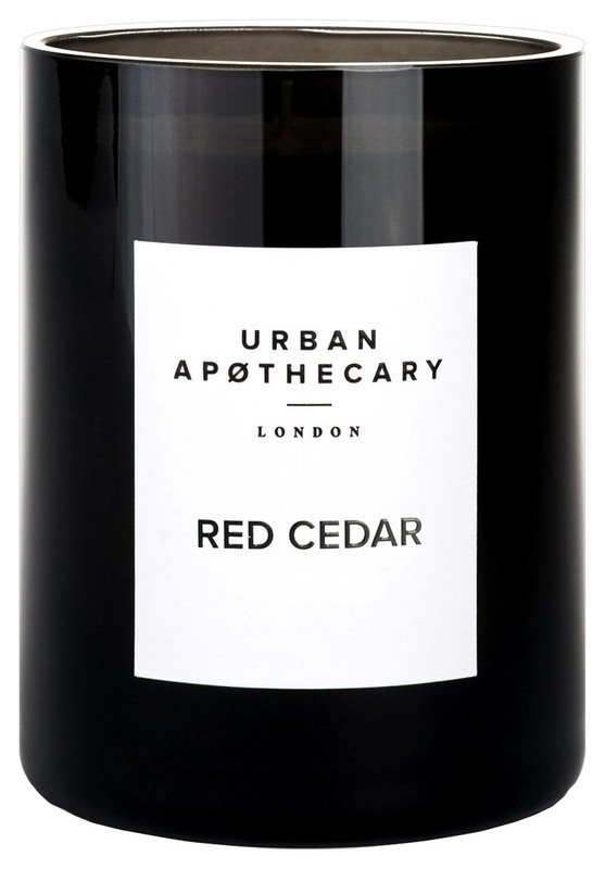 Ароматическая свеча с древесно-цитрусовым ароматом Urban apothecary Red cedar 300 г