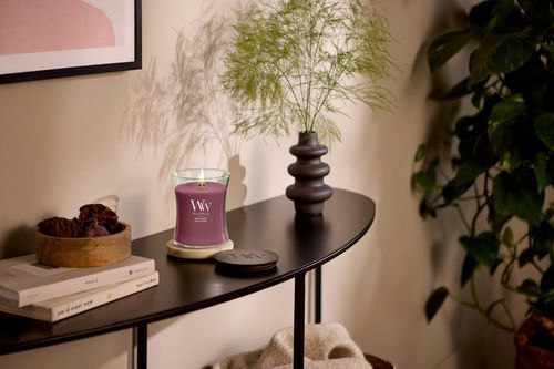 Ароматична свічка з ароматом темної вишні Woodwick Medium Dark Cherry 275 г