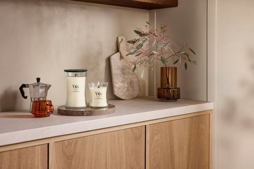 Ароматическая свеча с ароматом грейпфрута Woodwick Medium Lush Pomelo 275 г