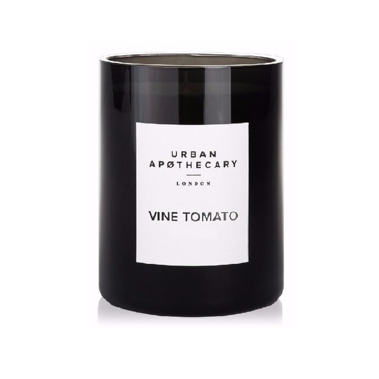 Ароматична свічка з фруктово-деревним ароматом і нотками цитрусових Urban apothecary Vine tomato 300 г