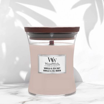 Ароматическая свеча с ароматом ванили и морской соли Woodwick Medium Vanilla & Sea Salt 275 г