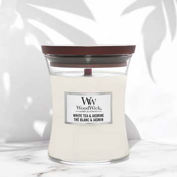 Ароматическая свеча с нежным ароматом Woodwick Medium White Tea & Jasmine 275 г